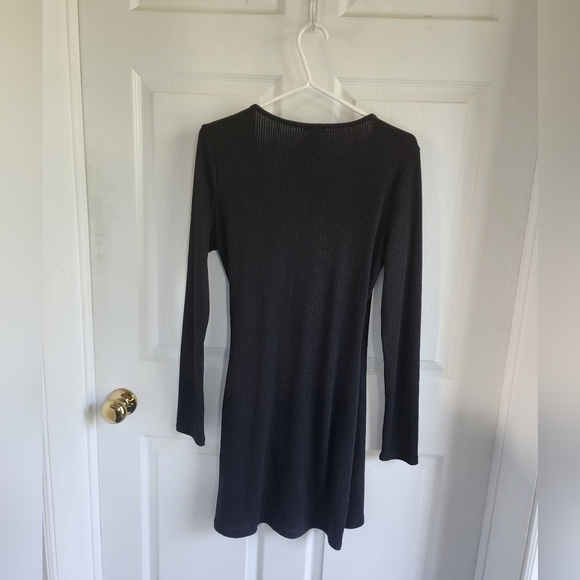 Forever 21 Black Ribbed Surplice Sweater Dress Size Large NWT - Picture 5 of 6